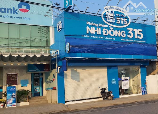 Cho thuê mặt tiền 10m ngay ngã 3 đường Bà Triệu  - Sầm uất nhất Tp Huế