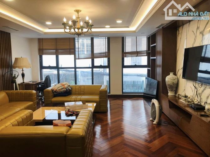 BÁN TÒA NHÀ 8 TẦNG, 19 LIỄU GIAI, BA ĐÌNH, ĐƯỜNG Ô TÔ, DT 140, MT8M, GIÁ 240TR/M - 1