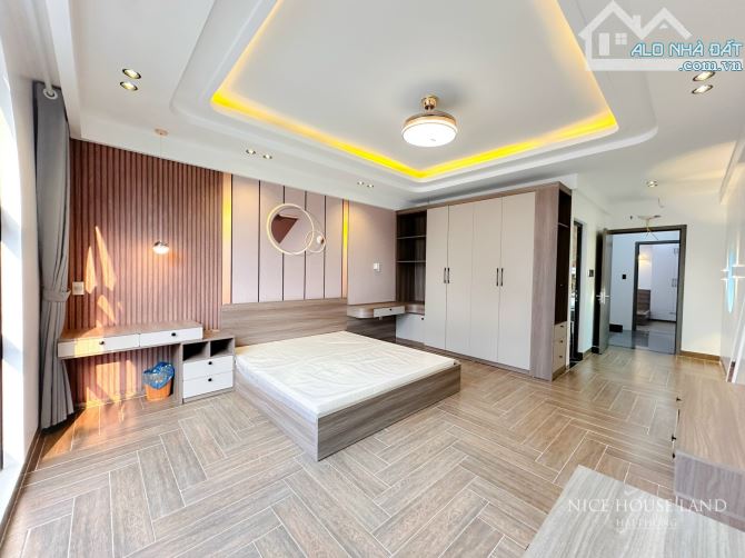 Bán căn nhà 75m2* 4 tầng cầu thang máy dân xây ngõ ô tô đường Trần Nguyên Hãn - 2