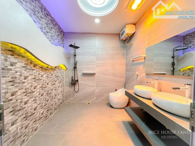 Bán căn nhà 75m2* 4 tầng cầu thang máy dân xây ngõ ô tô đường Trần Nguyên Hãn - 3