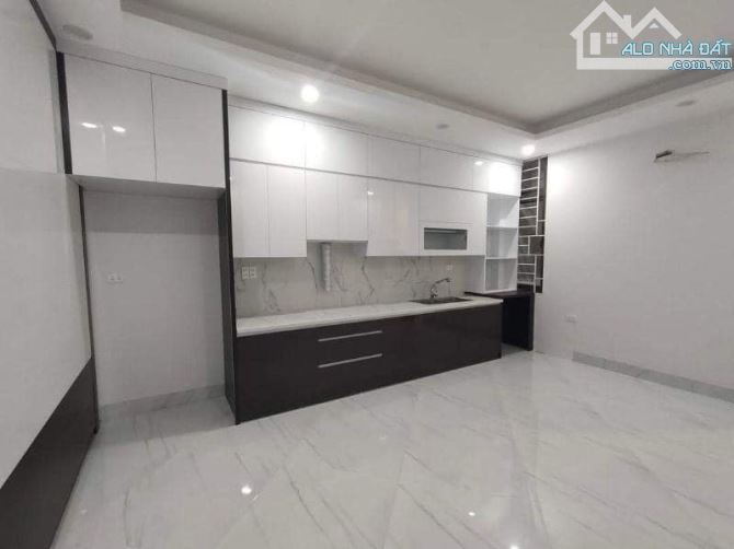 BÁN NHÀ GẦN PHỐ MINH KHAI, NGÕ Ô TÔ THÔNG, VỈA HÈ RỘNG, 7 TẦNG THANG MÁY, KINH DOANH. - 4
