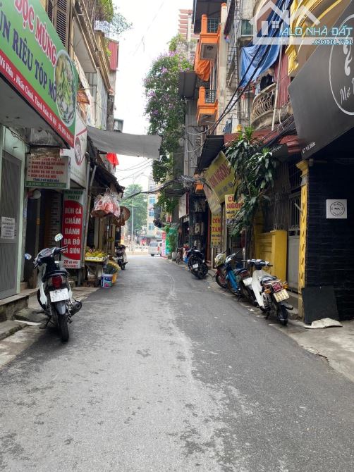BÁN NHÀ MẶT PHỐ VŨ HỮU THANH XUÂN 50m 6.4TỶ Ô TÔ TRÁNH DỪNG ĐỖ 2 THOÁNG  KINH DOANH TỐT