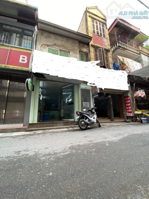BÁN NHÀ MẶT PHỐ VŨ HỮU THANH XUÂN 50m 6.4TỶ Ô TÔ TRÁNH DỪNG ĐỖ 2 THOÁNG  KINH DOANH TỐT - 1