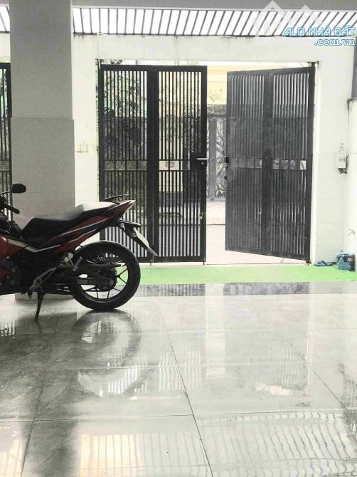 16 TỶ -THU NHẬP 75TR/T- BÁN DÃY TRỌ 18 PHÒNG CAO CẤP, đường 46 , p.  cát lái ,tp. thủ đức - 1