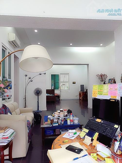 BÁN NHÀ MẶT PHỐ HỒ XUÂN HƯƠNG, HAI BÀ TRƯNG 136M, 3 TẦNG , 30 TỶ