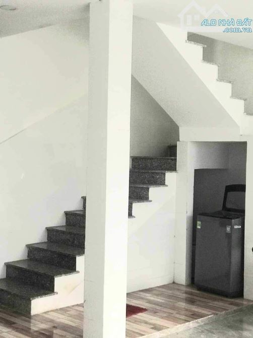 16 TỶ -THU NHẬP 75TR/T- BÁN DÃY TRỌ 18 PHÒNG CAO CẤP, đường 46 , p.  cát lái ,tp. thủ đức - 3
