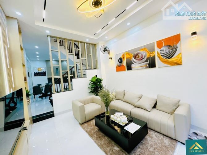 Bán nhà 40m2 trong ngõ 151 Nguyễn Đức Cảnh, 4 ngủ, 2 thoáng, gần ô tô - 5