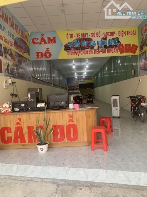 cần bán gấp gần 7m ngang mặt tiền dt 747,cây xăng kim hằng,giá siêu gộp.