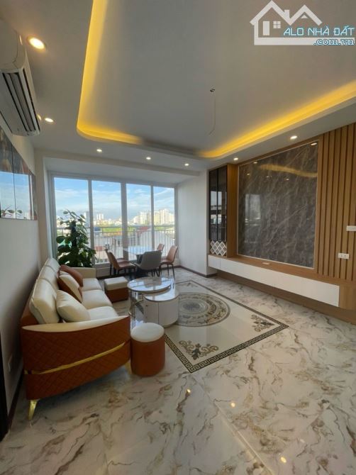 Bán căn hộ chung cư KĐTM Định Công! 75m2 3n2wc chỉ 5..tỷ - Nội thất sang trọng ở ngay