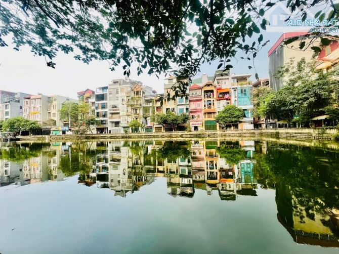 Bán nhà mặt ngõ 43 Trung Kính( Trần Duy Hưng), View mặt hồ cực thoáng. 95m2, giá 24 tỷ: