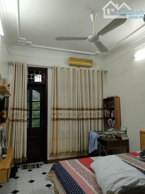 Bán nhà Trịnh Đình Cửu, Định Công, Ngõ Ô Tô, Lô góc 2 thoáng, 62m2, 4 tầng chỉ 9 tỷ 5