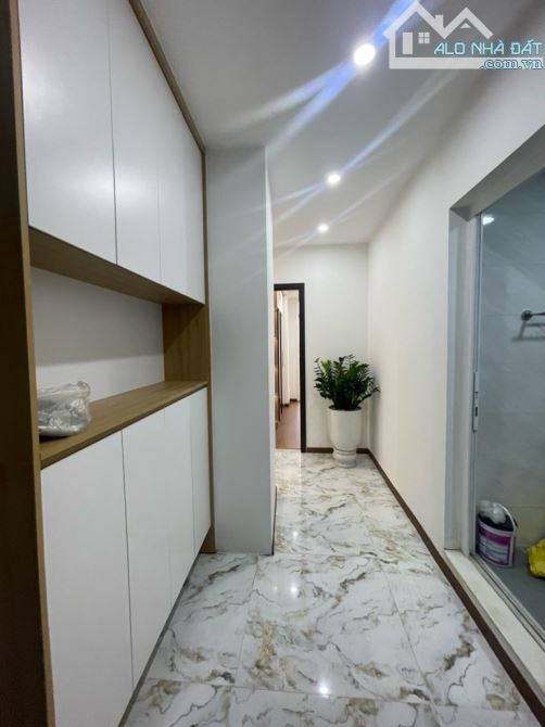 Bán căn hộ chung cư KĐTM Định Công! 75m2 3n2wc chỉ 5..tỷ - Nội thất sang trọng ở ngay - 1