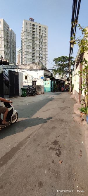 16 tỷ giảm còn 13 tỷ. Nhà mt đs 64 Thảo Điền. q2. 4.5X17m. 2 lầu. Bao rẻ nhất - 2