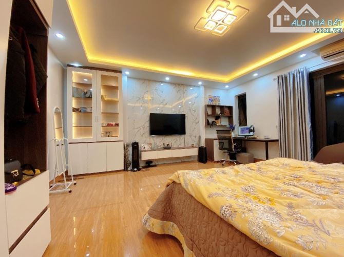 Bán nhà Xuân Đỉnh, ngõ thông, gara 7 chỗ, kinh doanh, dân xây 75m2x5t,mt5, 13 tỷ hơn. - 2