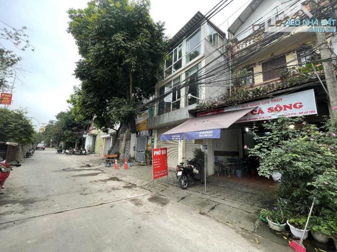BÁN ĐẤT TẶNG NHÀ MẶT PHỐ AN DƯƠNG VƯƠNG Ô TÔ TRÁNH 15 TỶ  DT 87M2 MT 5M 4T KINH DOANH. - 2