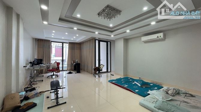 Hạ sốc 1 tỷ 8, Biệt Thự đường Vườn Lài, Tân Phú, 157m2, 5 Tầng, 6m/18m x 20m, chỉ 16 tỷ. - 2