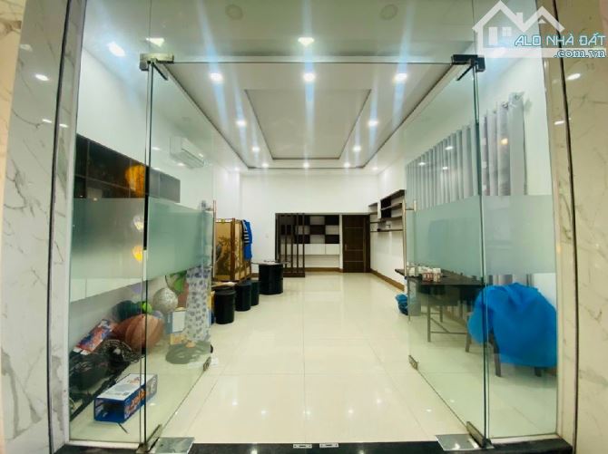 LÔ GÓC MẶT TIỀN CHÍNH HỮU - SƠN TRÀ 3 TẦNG 100M2 NGANG 5M- KINH DOANH VIP - 3