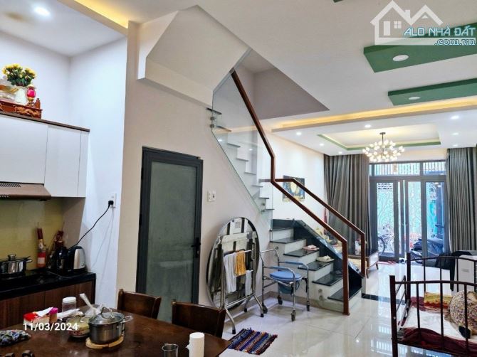 NHÀ ĐẸP 3 TẦNG - ÔNG ÍCH KHIÊM - 55M2 - HẢI CHÂU - KIỆT Ô TÔ - GẦN BIỂN - FULL NỘI THẤT - 3