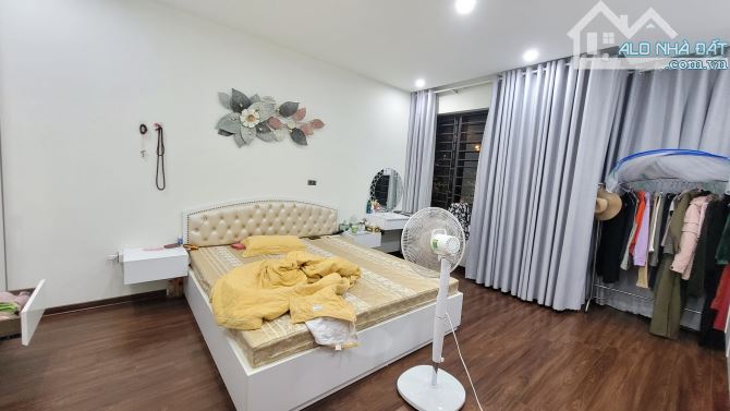 Bán biệt thự Vườn Đào, 679 Lạc Long Quân, Tây Hồ, 200m2, MT hơn 12m - 3