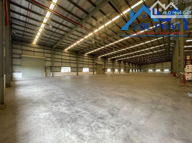 Cho thuê xưởng 2.400m2 KCN Nhơn Trạch Hiệp Phước Đồng Nai giá 240tr/tháng - 3