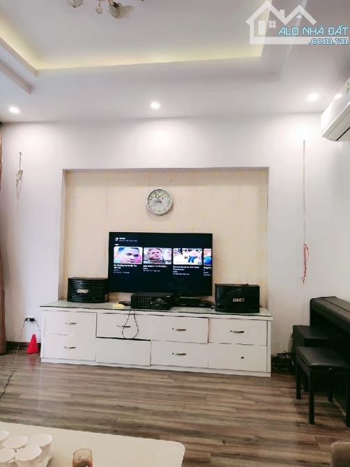 Nhà KDT Văn Khê Hà đông - ô tô tải tránh - Chân chung cư - Đường đôi - 83m 5T - 18,7tỷ - 4