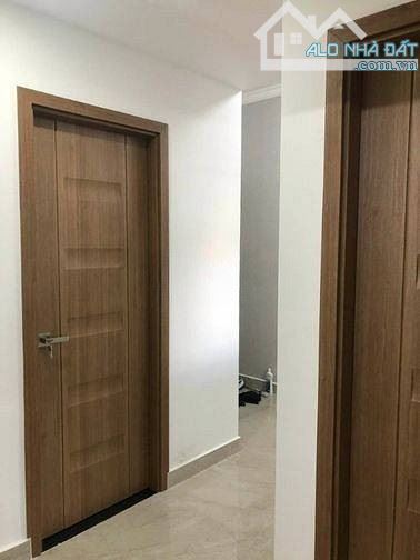 Bán Căn Hộ Carillon 5 , 3PN ,105m2  ,Full Nội Thất , Sổ Hồng Riêng Giá : 4 tỷ 3 - 4