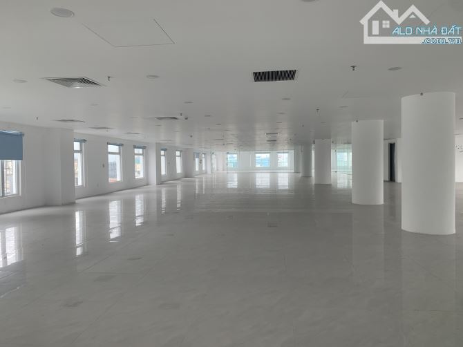 Văn phòng hơn 1000 m2 thích hợp cho 200 nhân sự, LH: OFFICE DANANG