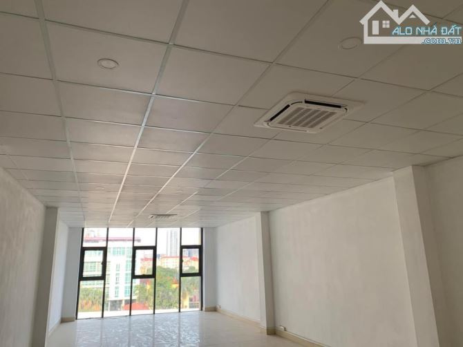 Giảm Chào Bán Gấp Toà Văn Phòng 8T Mặt Phố Phạm Văn Đồng Cầu Giấy DT 120M MT 5M Giá 55Tỷ - 1