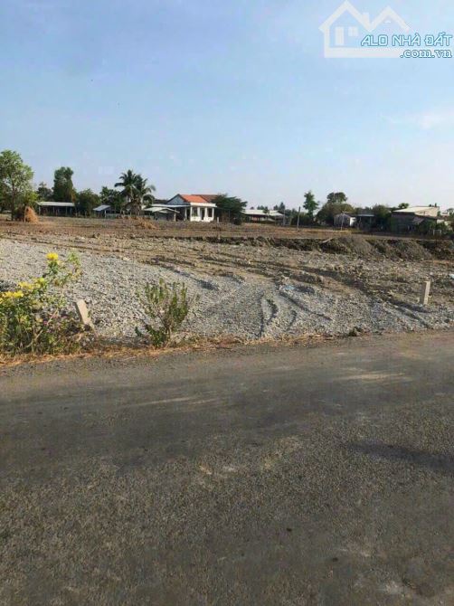 Mt đường liên xã Mỹ lệ-Tân Trạch; Dt 281m2 thổ cư - 1