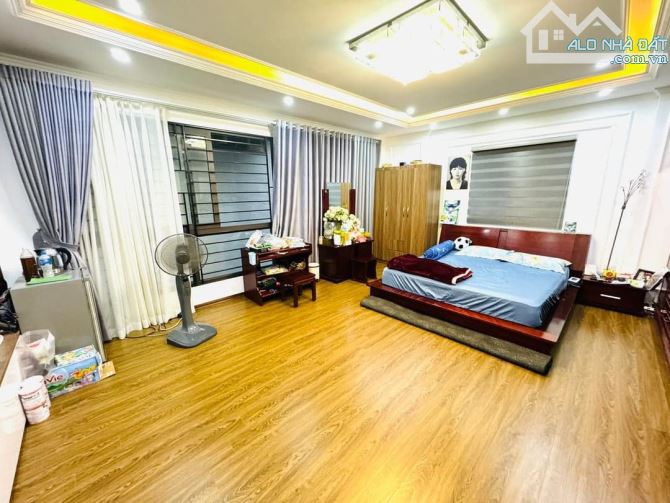 BÁN NHÀ PHỐ KIM MÃ, 52M2, 8,39 TỶ - MẶT TIỀN RỘNG  - NHÀ ĐẸP Ở LUÔN - 4