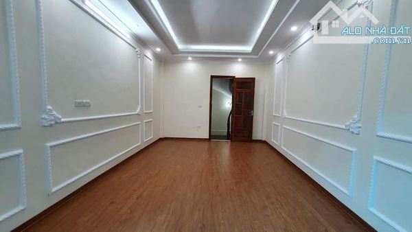 Nhà ĐẸP HÀ ĐÔNG NGÕ NÔNG- THÔNG 40m2 - 5 tầng 2,95 tỷ - 4