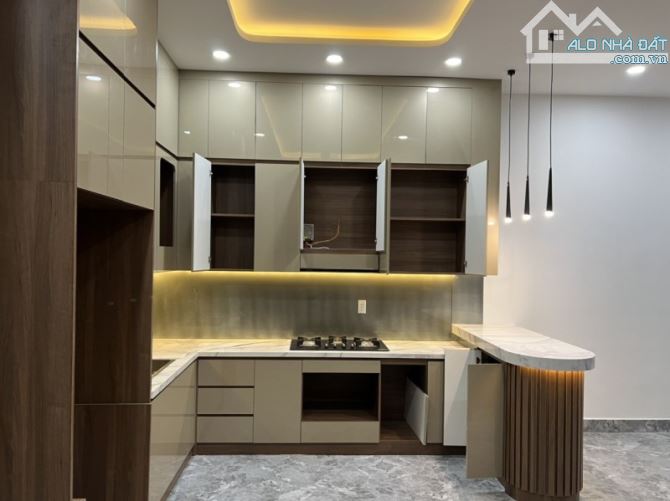 Bán nhà 4 tầng trong khu Villa cao cấp, 81m2, lộ 10m + lề 3m, Hà Huy Giáp, Q12, chỉ 6,9 tỷ - 5