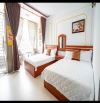 Hạ giá bán nhanh khách sạn mặt tiền 6 tầng ngay trung tâm Nha Trang. Sổ hồng hoàn công