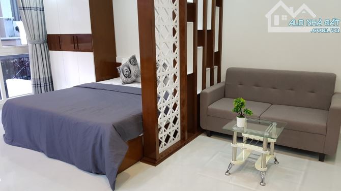 Bán Toà căn hộ phố tây 8tầng 60m2 ngang5m giá 11.5tỷ