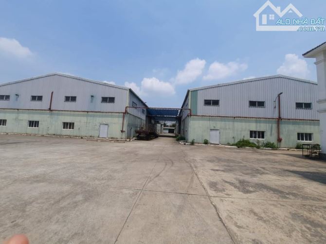 Cho thuê nhà xưởng 3300m2 trong KCN Nam Tân Uyên, Bình Dương - 1