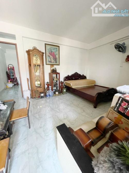 Nhà Mặt tiền ngay Nguyễn Trọng Tuyển, 6 tầng, 4.3x27m, Tân Bình - 1