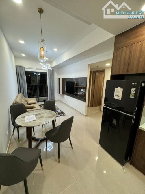 CHO THUÊ CĂN HỘ CHUNG CƯ Soho Residence 100 Cô Giang, quận 1, TP.Hồ Chí Minh : - DT 60 m2 - 2