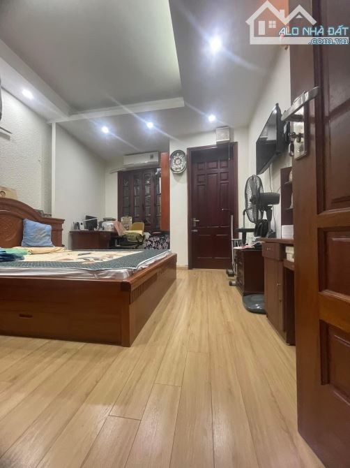 BÁN NHÀ PHÂN LÔ NGÕ 102 TRẦN PHÚ HĐ KD Ô TÔ VỈA HÈ DT 55M2x 6T MT 4M2 GIÁ 15.5 TỶ - 2
