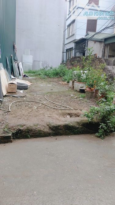 Hàng hiếm đất Giang Chính phường Biên Giang Hà Đông 50m2 MT5.2m vuông đẹp 2.8 tỷ - 2