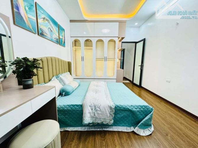Nhà Song Phương, Hoài Đức 32M 5 Tầng, 3 ngủ khép kín, ô tô đỗ giá 4.2 tỷ - 4