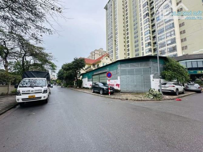 Bán đất biệt thự lô góc khu đô thị Yên Hòa phố Trần kim xuyến diện tích 330m2, mặt tiền40m - 5