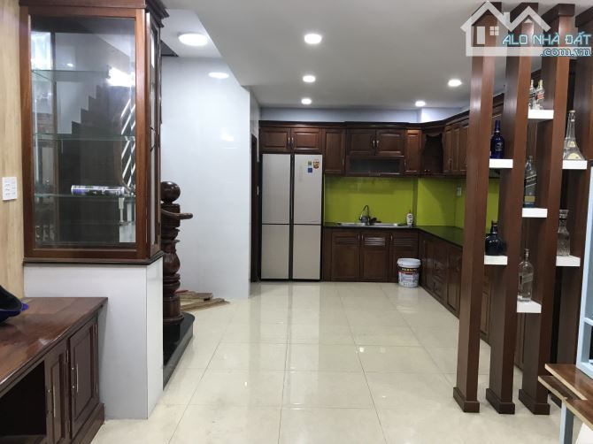 Nhà mới Nguyễn Tiểu La, Trệt 3 Lầu ST, 3PN 4WC, DT 4x8m, 15 Triệu