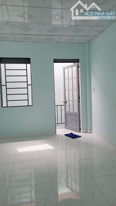 25m2 Hồng Lạc, 2 tầng nhà mới, 2.8 tỷ, hẻm ba gác