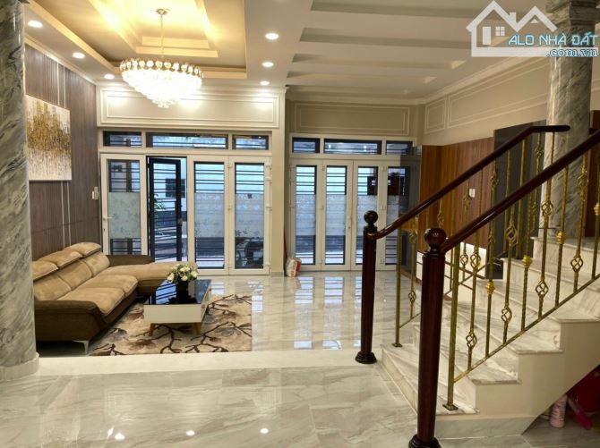 Bán nhà 40m2 giá 2tỷ250 đường Trương Đình Hội,Q8.Gần Tiểu học Nguyễn Công Trứ. - 1