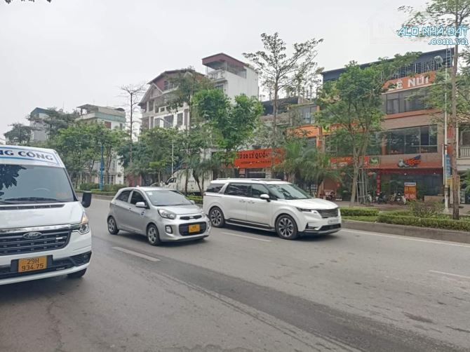 BÁN GẤP ĐẤT MẶT PHỐ CỔ LINH – THẠCH BÀN, 88M, MT 5M, VỈA HÈ, KINH DOANH,  CHO THUÊ. - 1