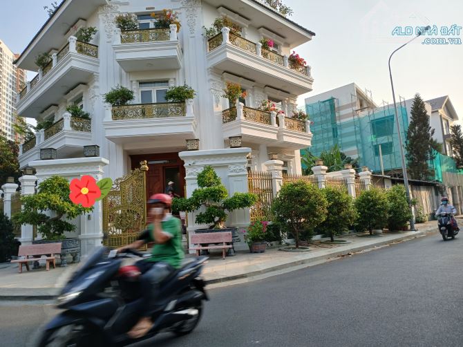 Siêu Phẩm, Mai CHí Thọ , Q2 Khu BIệt Thự , Tòa Nhà 5 Tầng DT 330m2 Thu NHập Trên 3 Tỷ - 1