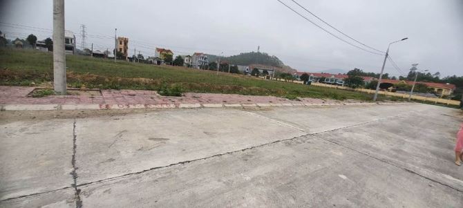 Bán đất phân lô tại Cam lâm, Minh Quang, Tam Đảo, Vĩnh Phúc. 200m2 giá chỉ 1.85 tỷ - 2