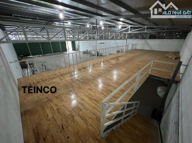 Kho xưởng 375m² có gác lửng, mặt tiền ngang 15m trong KDC 586 - 4