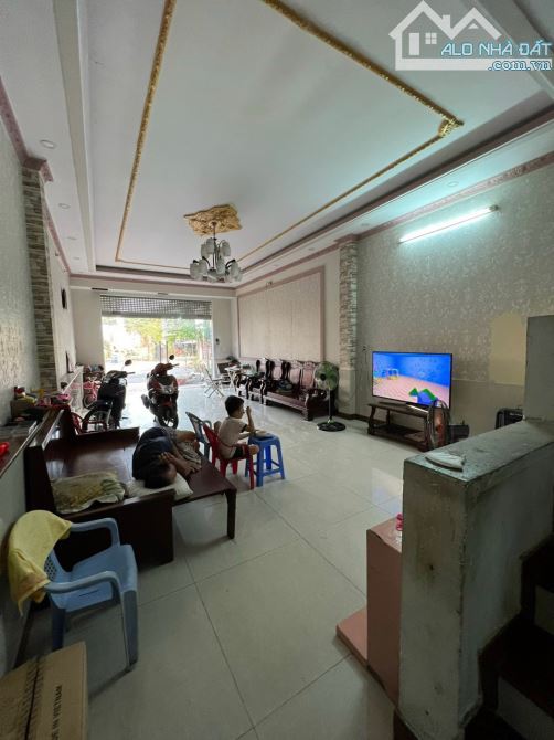 Nhà mặt tiền kinh doanh gần BigC Go Dĩ An, đường Võ Thị Sáu, 1188 Đông Hòa - 4