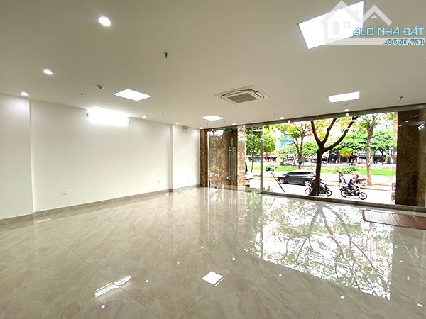 Cho Thuê Tòa Văn Phòng 9 Tầng Xây Mới Mặt Phố Vũ Tông Phan. DT 145m2.Mt 9m. Giá 140tr/t - 5